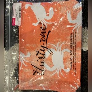 Thirty one zipper pouch